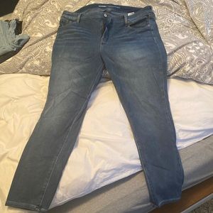 Old Navy Rockstar 24/7 Jeans Size 18